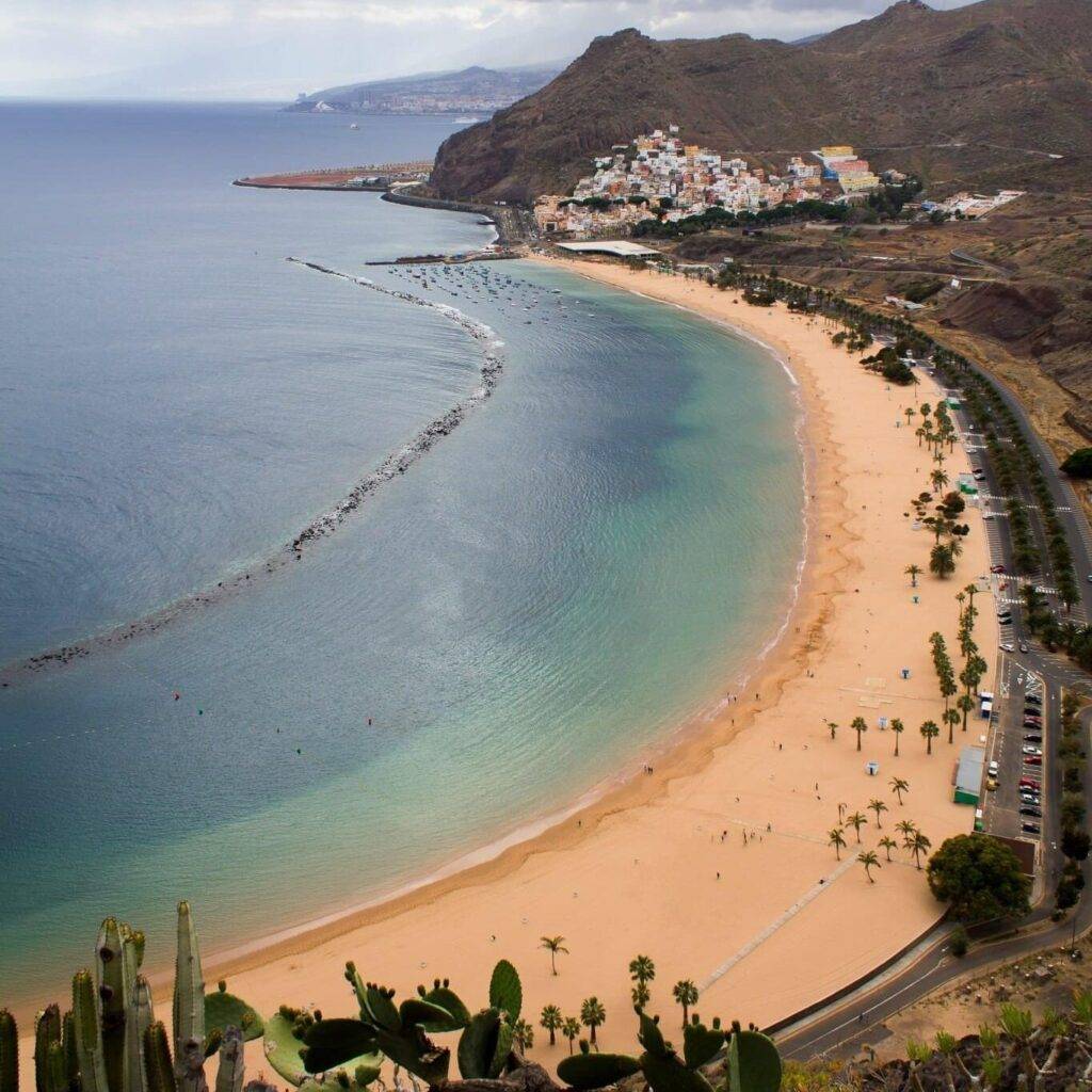 Playa-de-las-Teresitas, Santa-Cruz-de-Tenerife